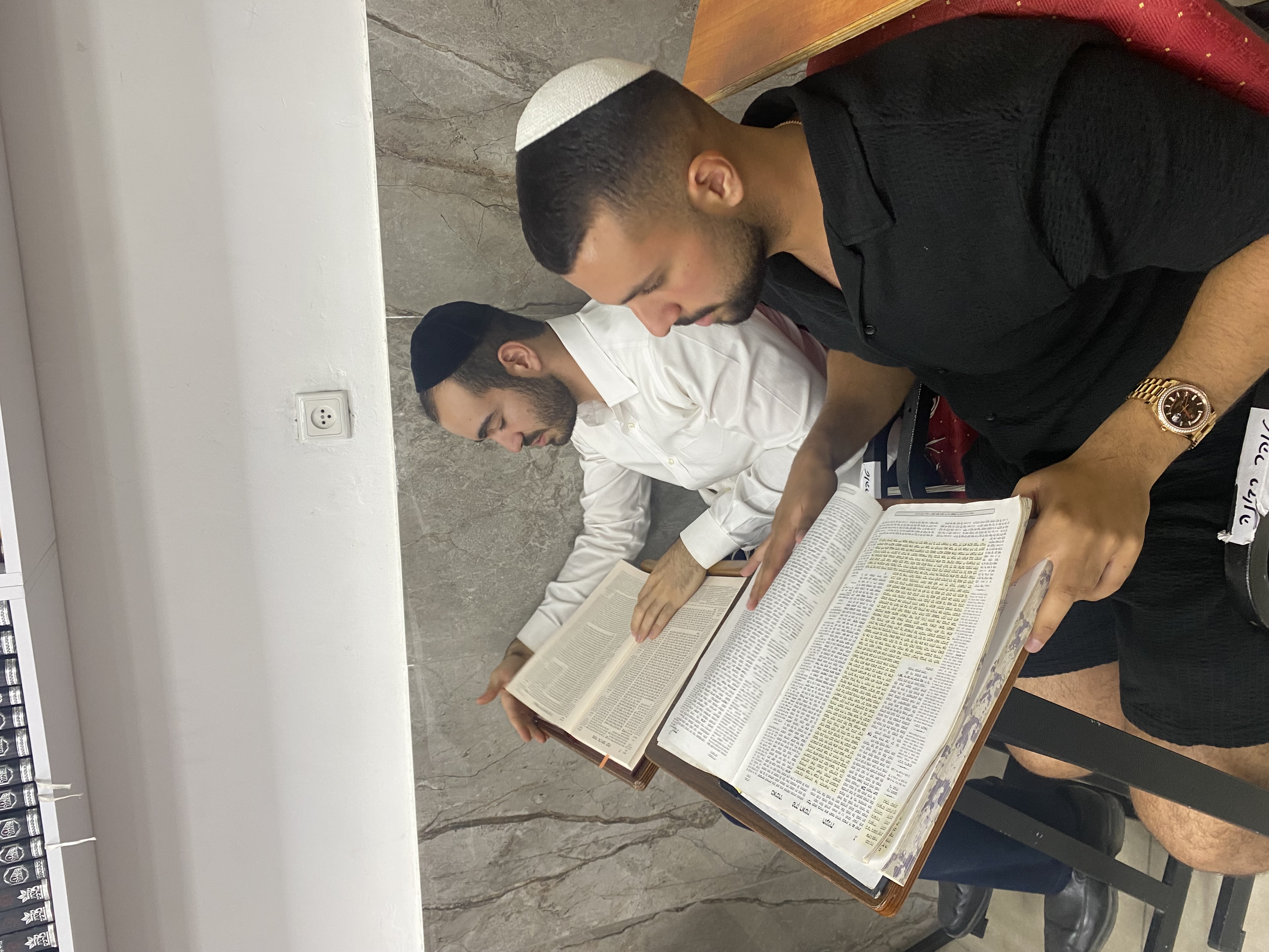 פעילות במרכז 9
