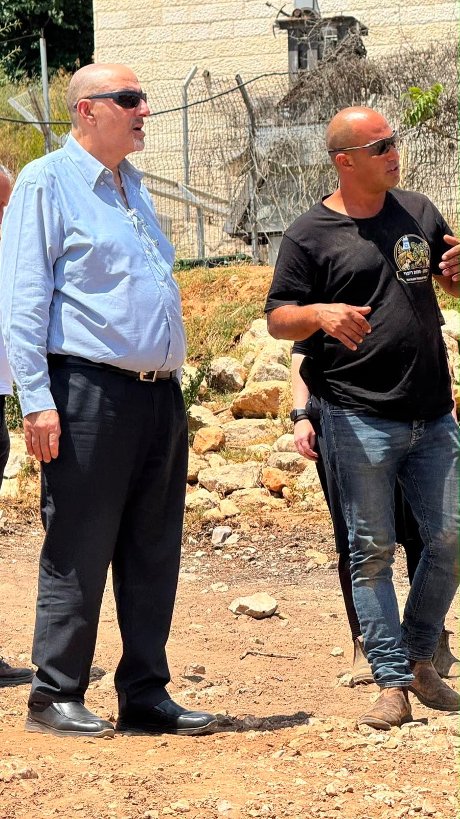 גלריה 10